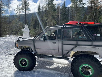 For Overlanders, Travelers, Campers, And Anyone Who Are...  In Need Of A Better Tool Storage Solution  New and Improved Design  Five Spacious Pockets For Smart Organization  Made to Last Material and Rust Proof Zippers  Over 50,000 Happy Customers